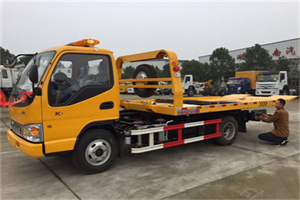 阿拉善右旗哪里有拖车服务