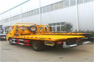 阿拉善右旗附近拖车救援搭电